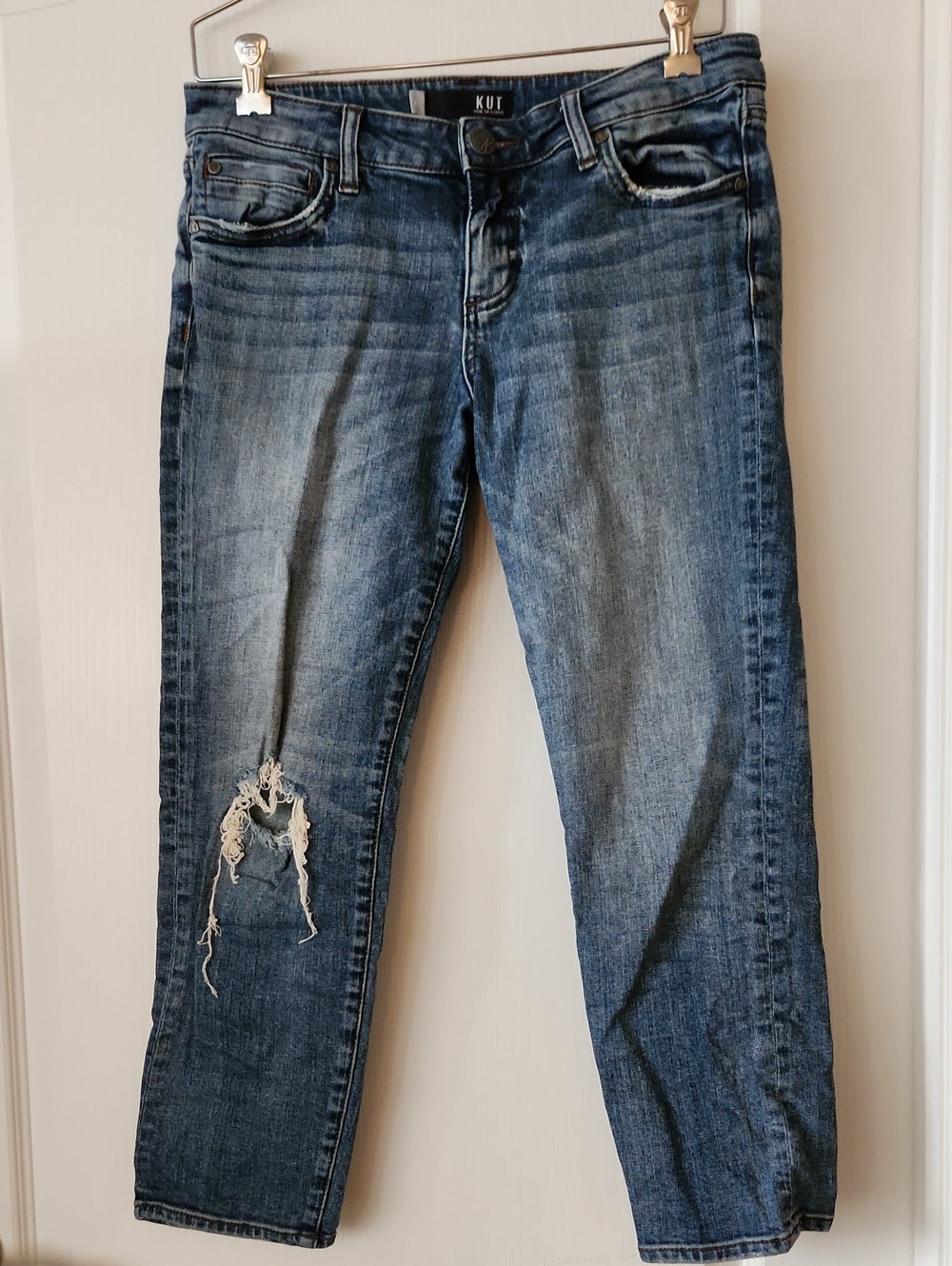 Kut from the Kloth Distressed Dark Blue Skinny Jeans